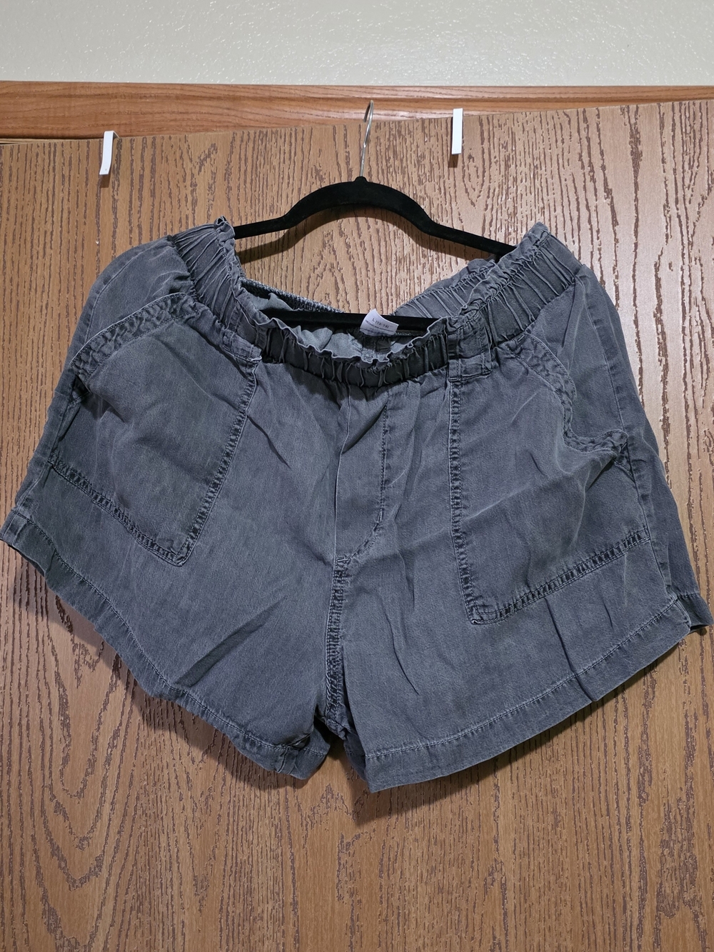 Faded Glory Gray Elastic Waist Pull-On Casual Shorts